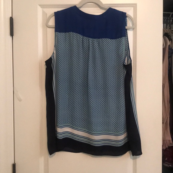 LOFT Blue Patterned Top - Picture 2 of 2